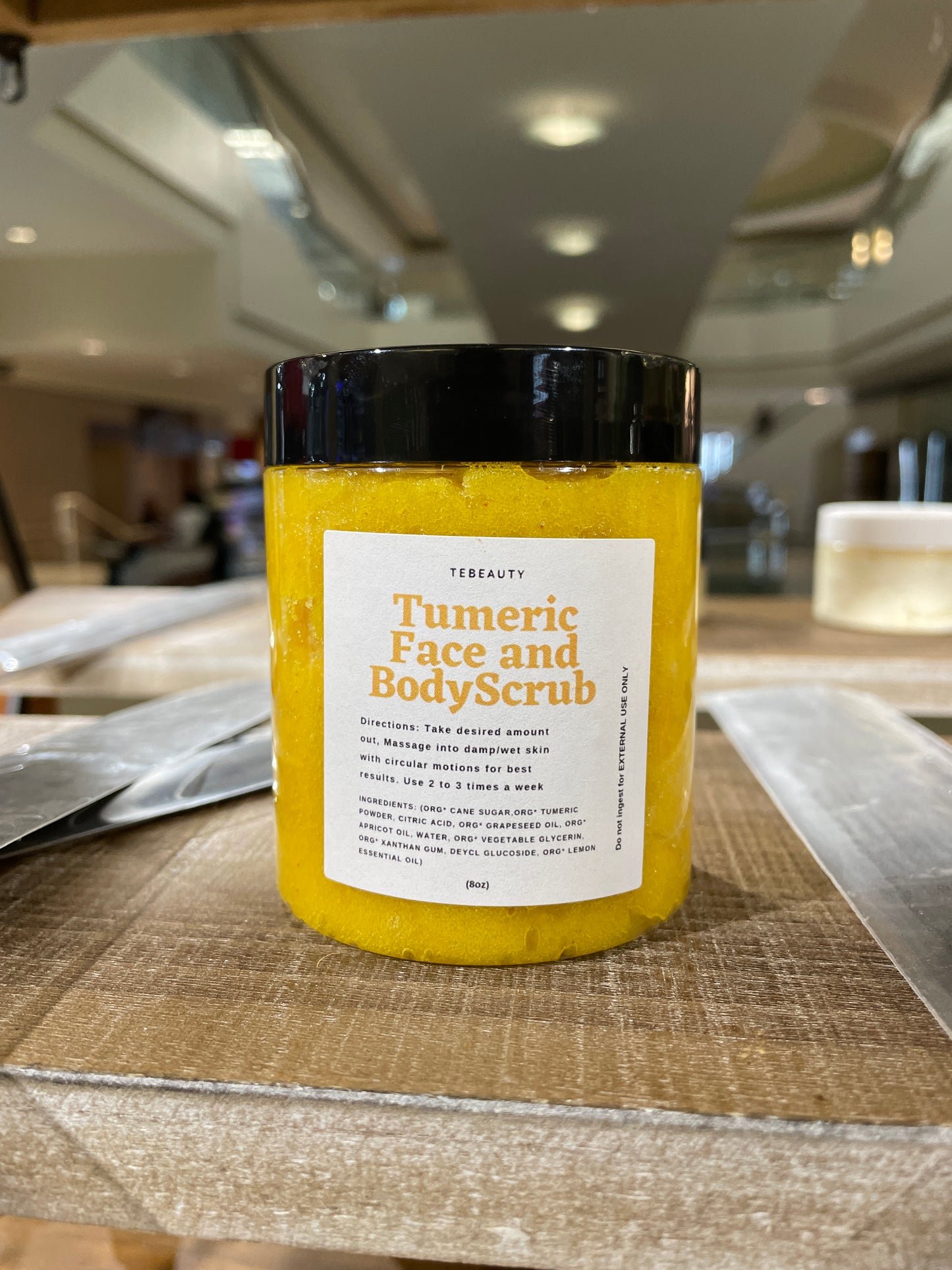 Turmeric Face & Bodyscrub 8oz